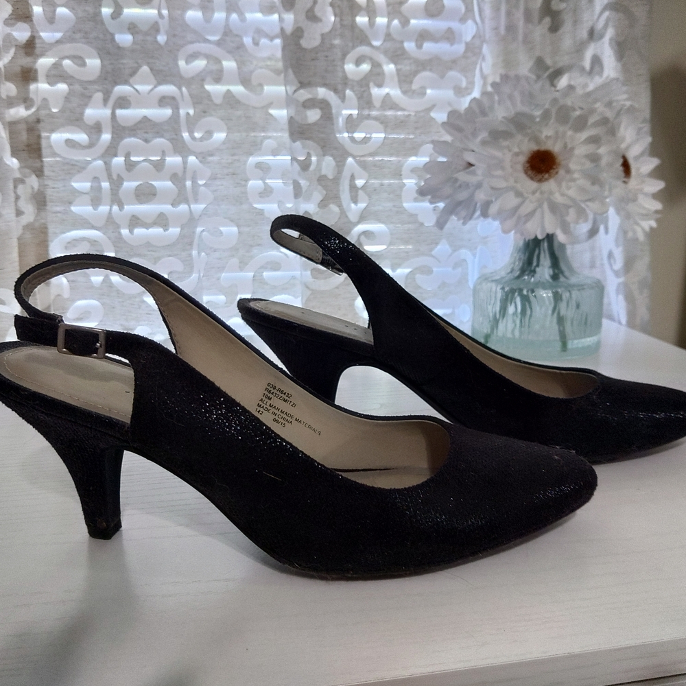 Rialto Black Slingback Heels